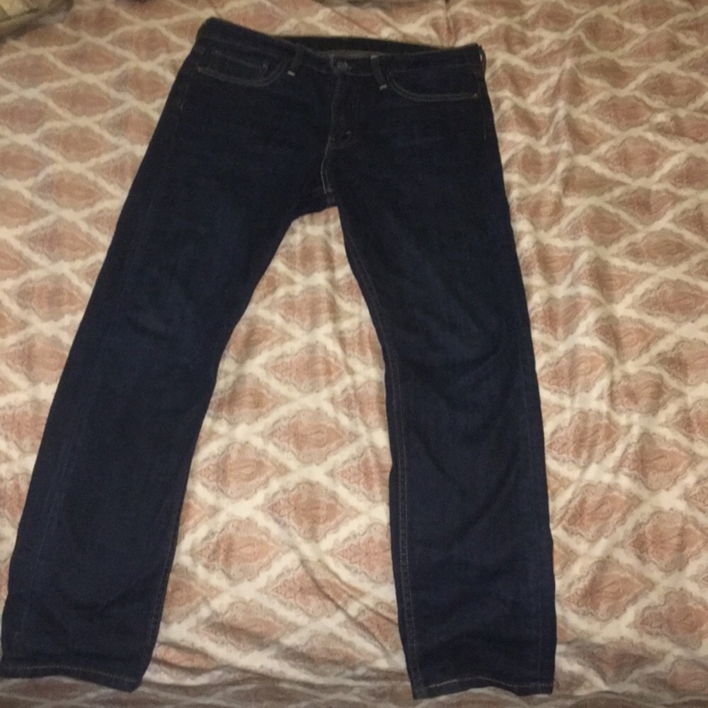 Men’s Levi jeans
